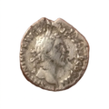 Denier Antonin le Pieux A129, portrait sur fond blanc